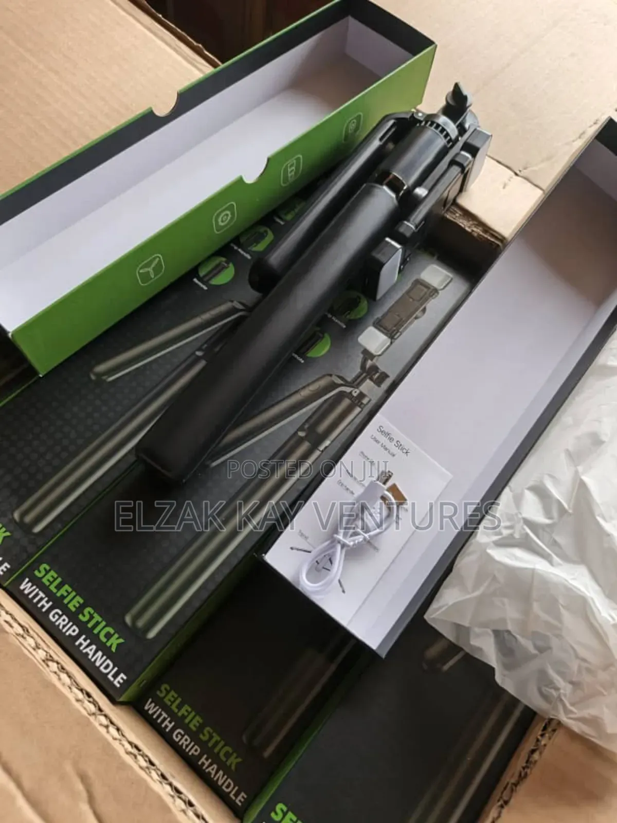 Long Adjustable Tripod Stand