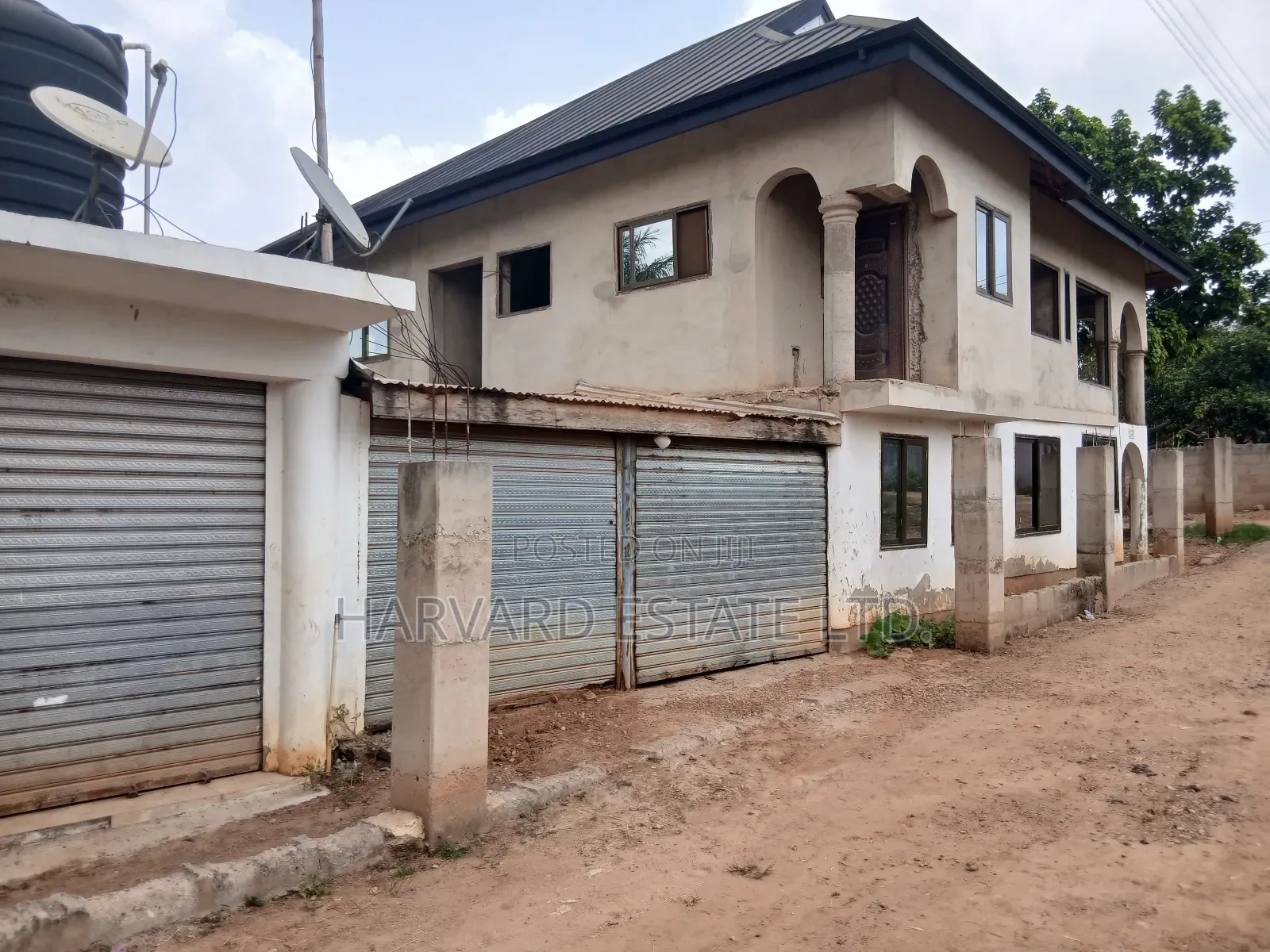 6bdrm House in Tech Boadi Knust, Kumasi Metropolitan for sale