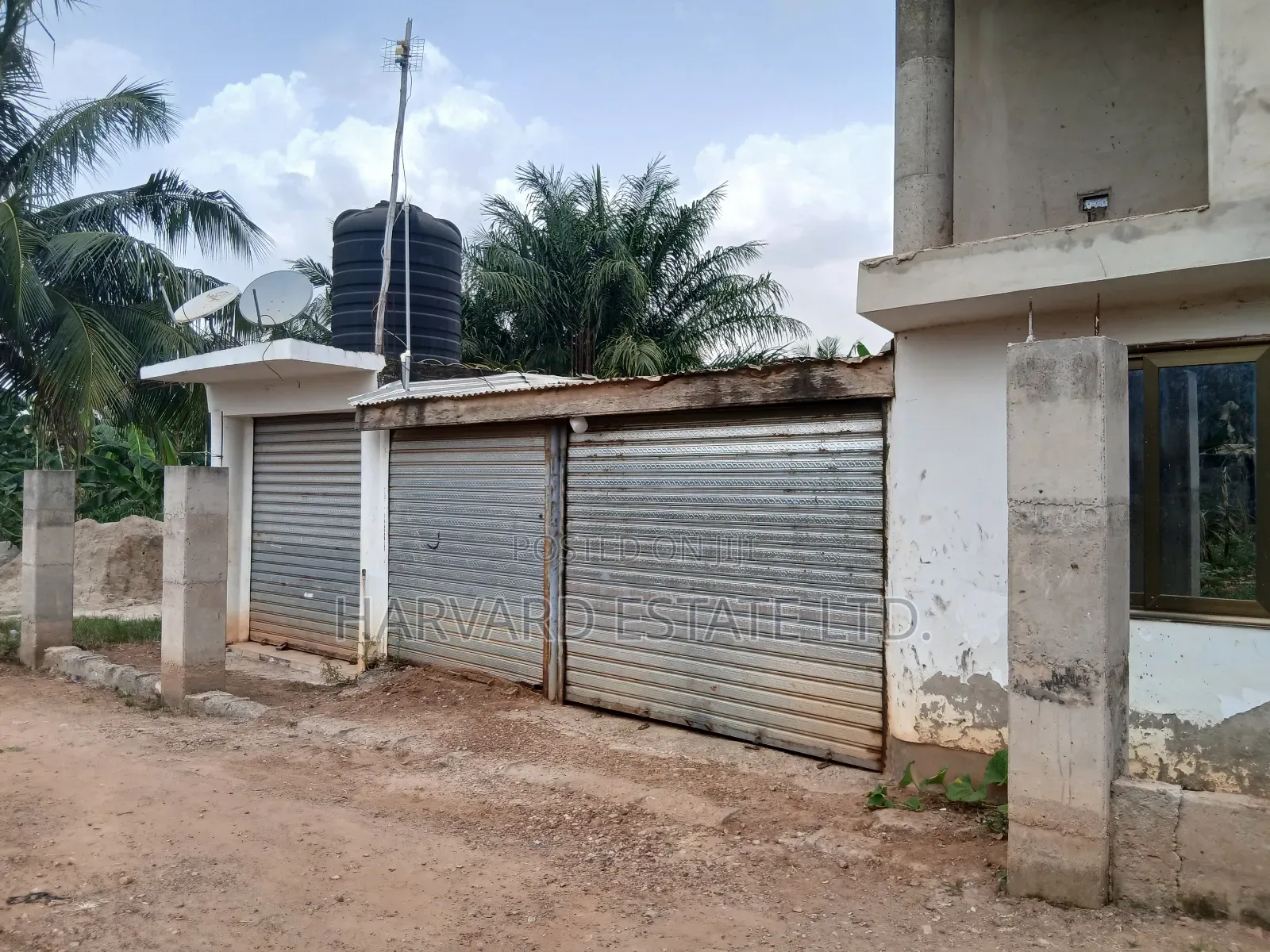 6bdrm House in Tech Boadi Knust, Kumasi Metropolitan for sale