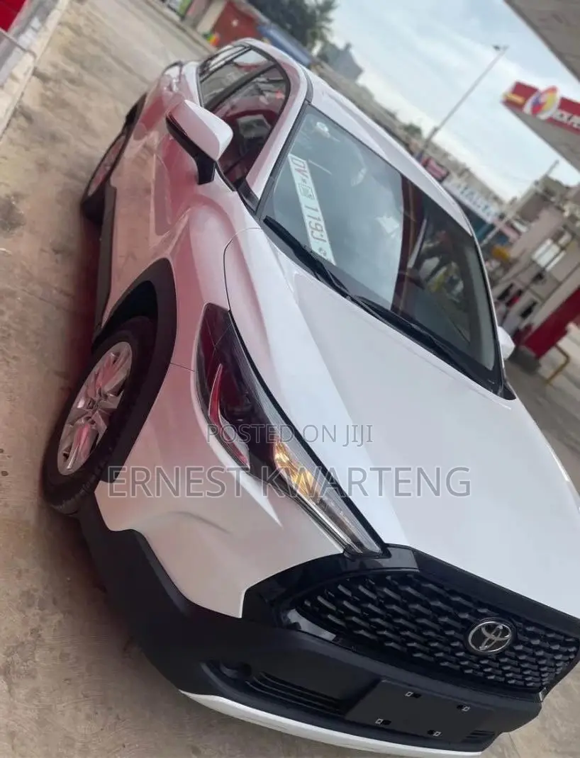Toyota Corolla Cross 2025 White