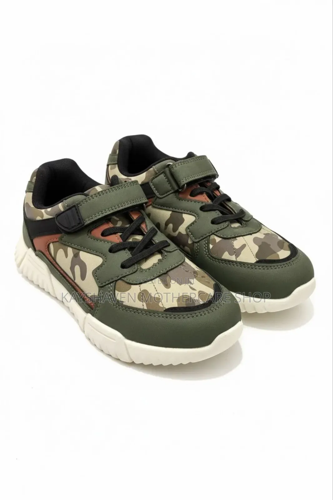 Boy's Army Green Sneakers