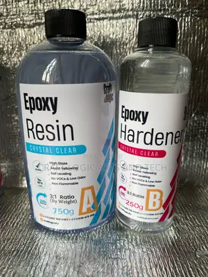 Epoxy Resin and Hardener(A+B) 3:1 Set Gh₵150/Kg