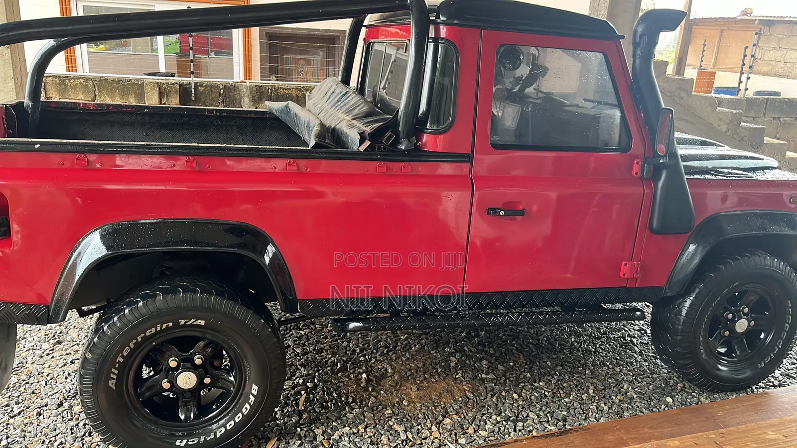 Land Rover Defender 2010 Red