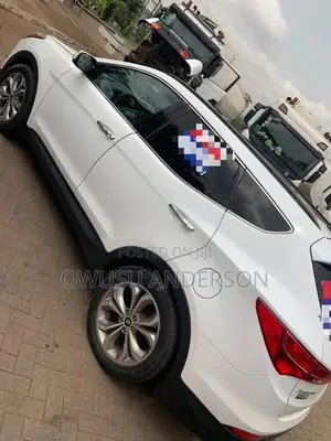 Hyundai Santa Fe 2016 White