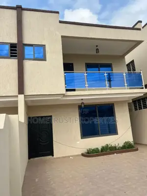 3bdrm House in Hometrust Properties, Ashomang Estate for sale