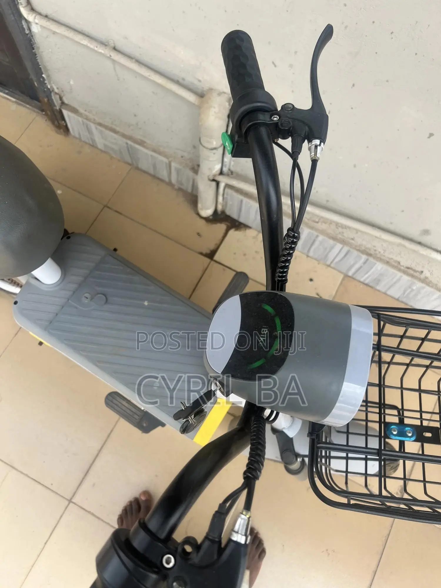 New Royal Motorcycle 2025 Gray