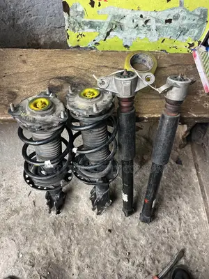 Hyundai Elantra 2016/2017 Front and Back Shocks
