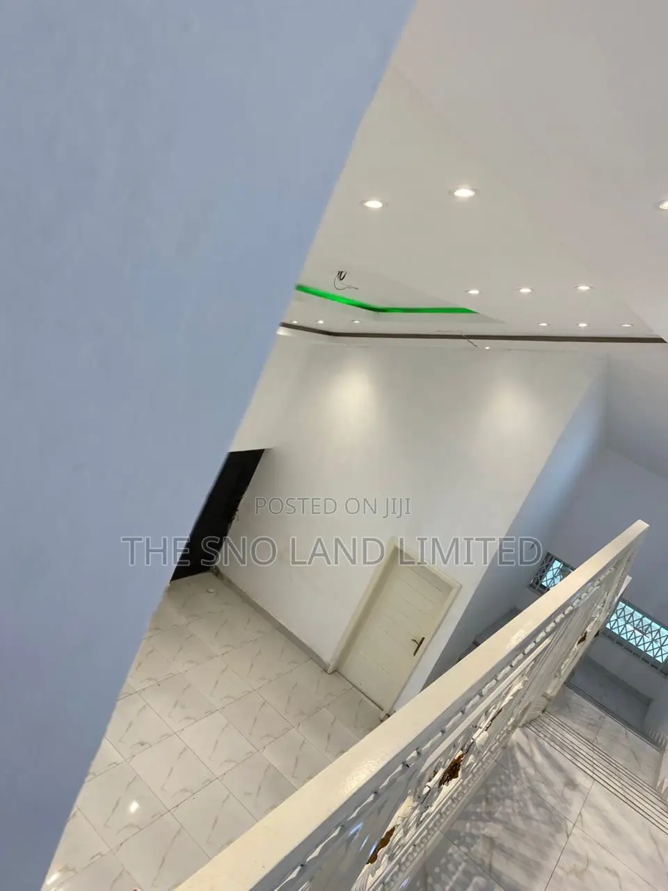 6bdrm House in The Sno Land, Weija for rent