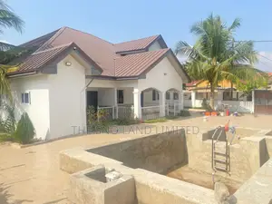 6bdrm House in The Sno Land, Weija for rent
