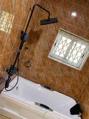 6bdrm House in The Sno Land, Weija for rent
