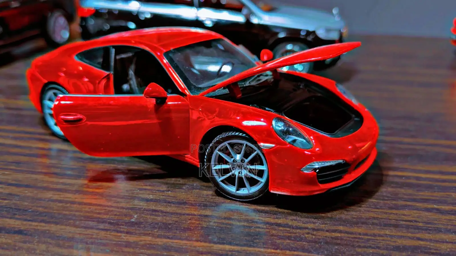 Realistic Alloy/Metalic Porsche Cerraras 911 Sport Car