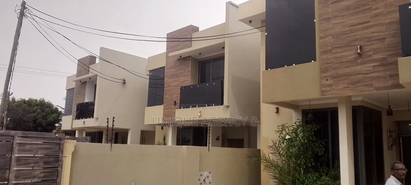 4bdrm Duplex in Spintex for sale