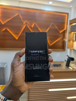 New Samsung Galaxy S22 Ultra 5G 128 GB Black