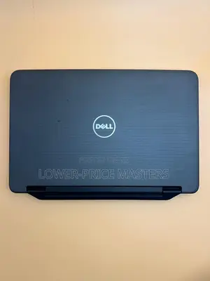 New Laptop Dell Vostro 2520 4GB Intel Core i3 HDD 500GB