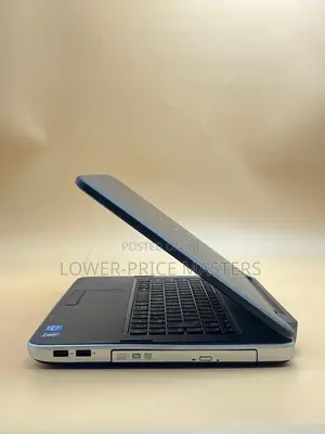 New Laptop Dell Vostro 2520 4GB Intel Core i3 HDD 500GB
