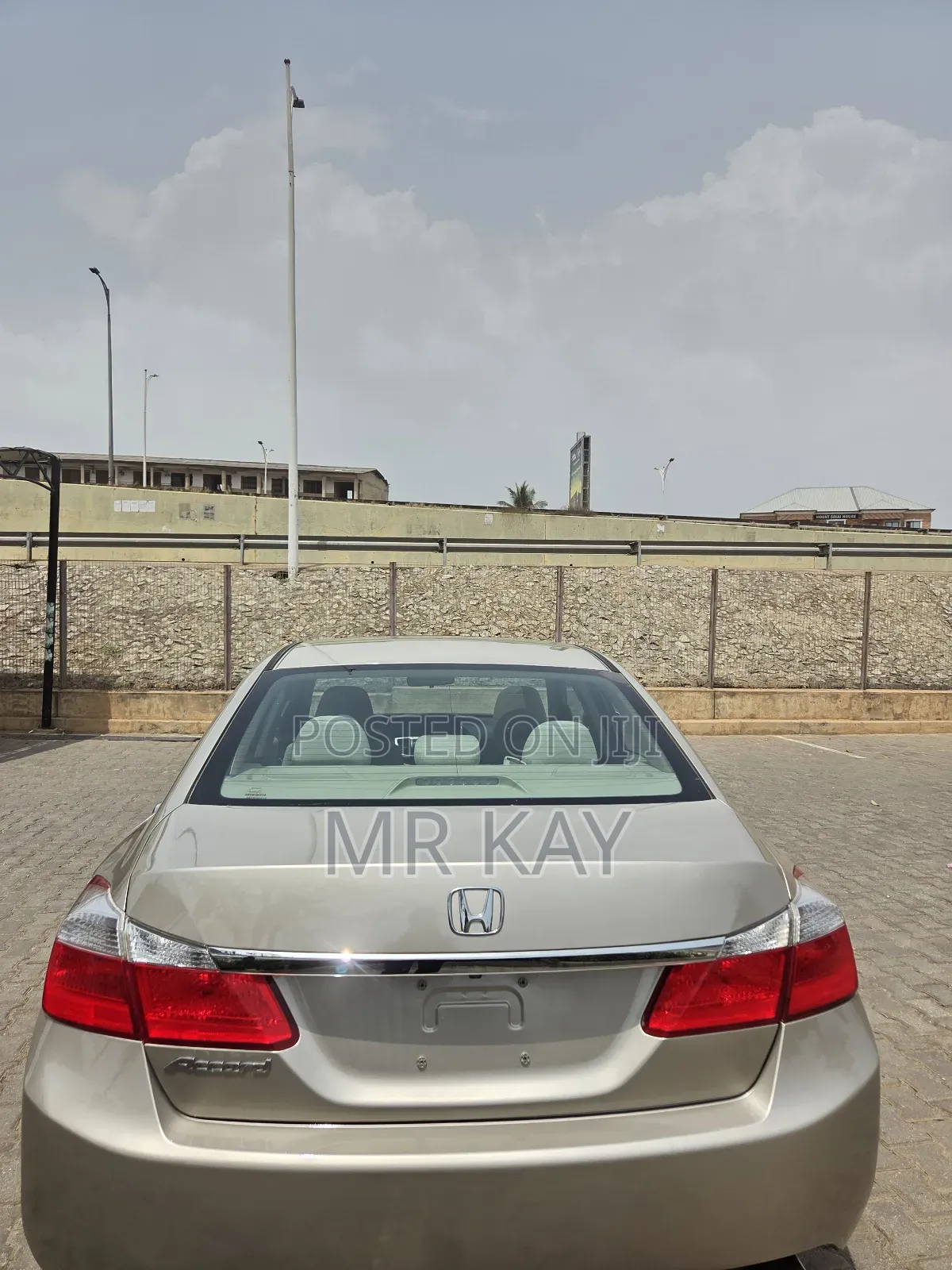Honda Accord EX 4dr Sedan (2.4L 4cyl CVT) 2015 Gold