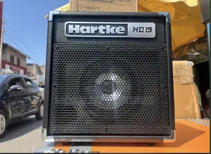 Hartke Hd15 Bass Combo Amplifier.