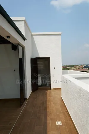 Furnished 5bdrm Mansion in B2 Properties Agency, Bawaleshie for sale