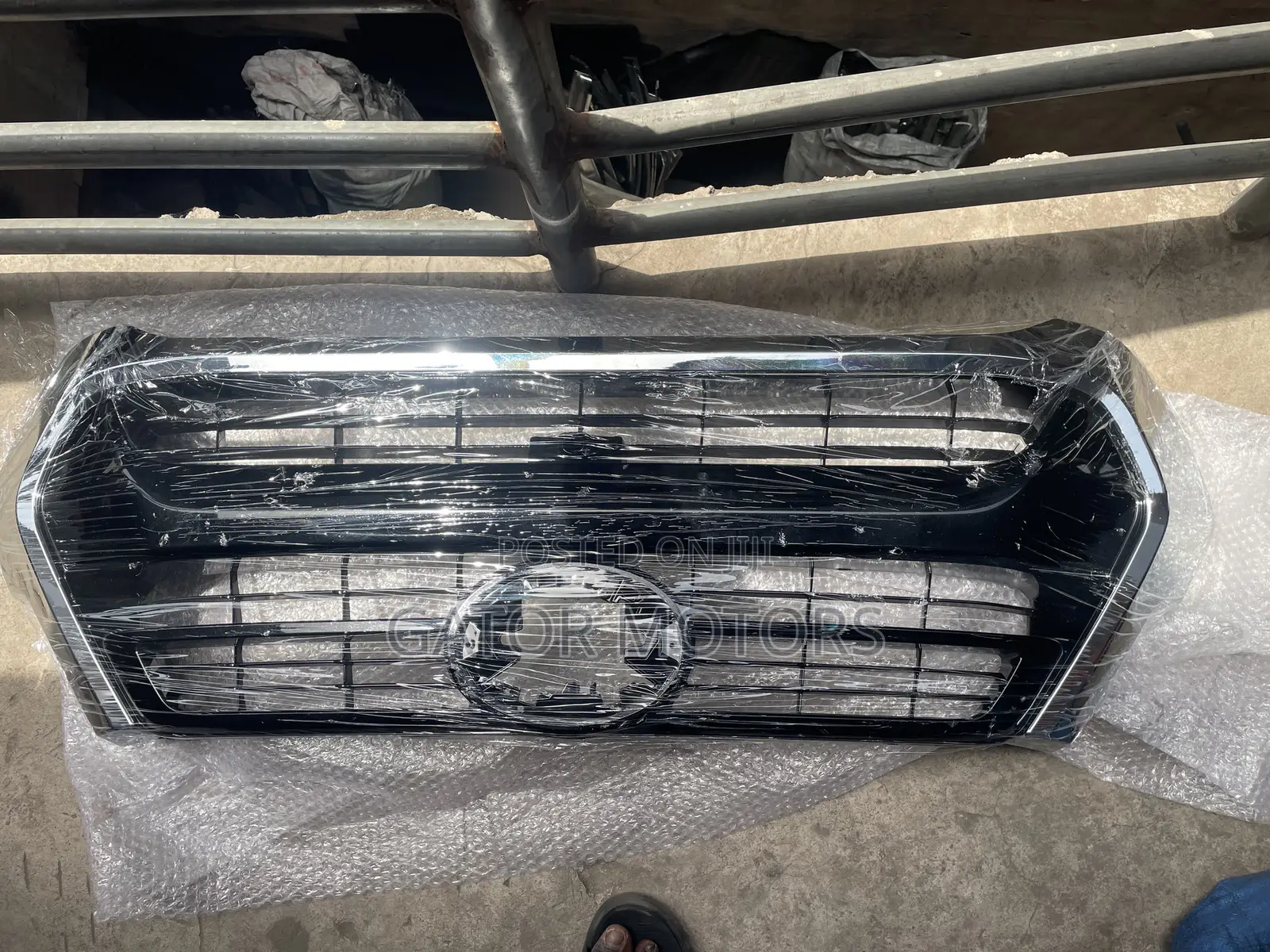 Hilux 2019 2020 2021 2022 2023 Front Shell Grille