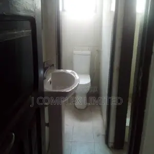 3bdrm Apartment in Special School Area for rent