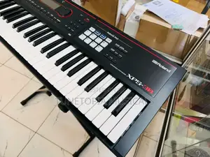 Roland Xps-30 Expandable Keyboard Synthesizer.