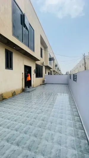 3bdrm House in Hometrust Properties, Kwabenya for rent
