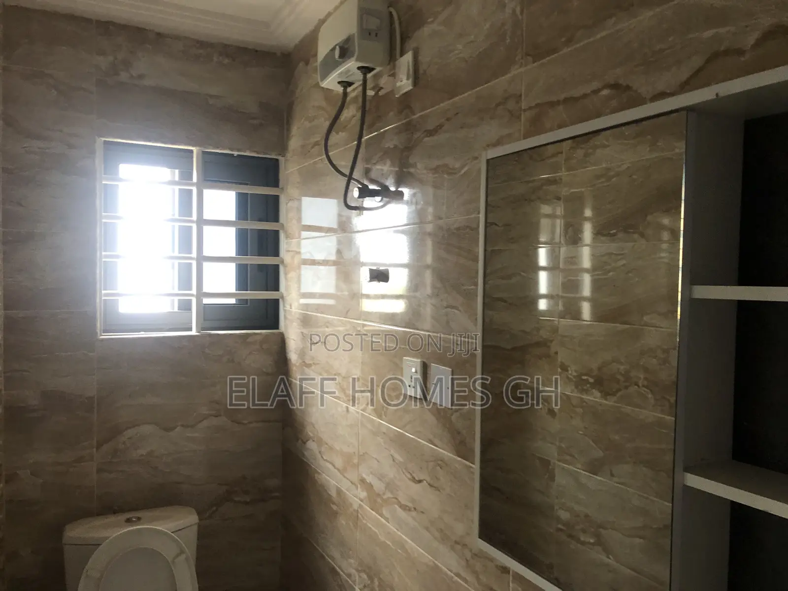 2bdrm Apartment in Elaffhomesgh, American House for rent