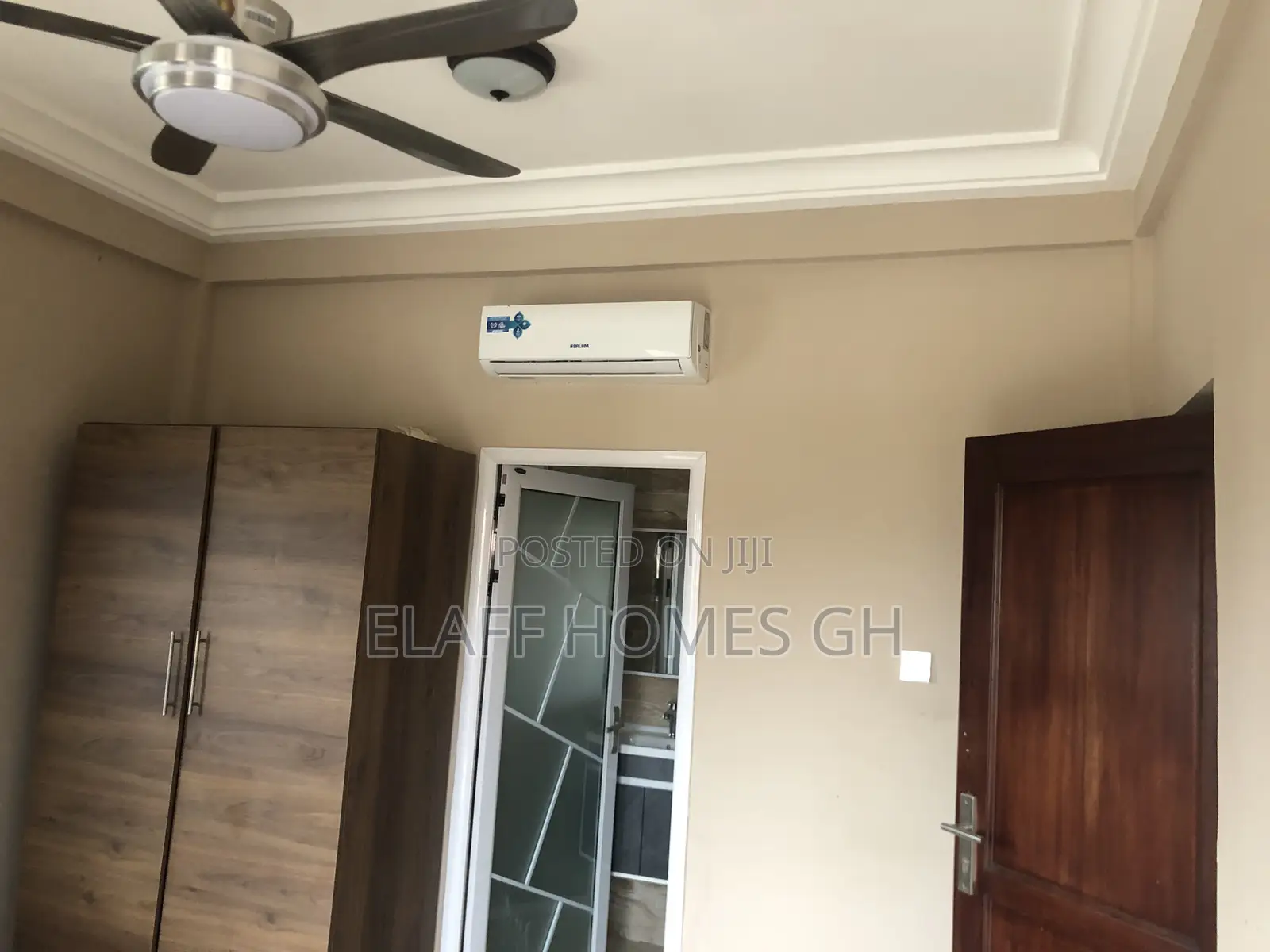 2bdrm Apartment in Elaffhomesgh, American House for rent