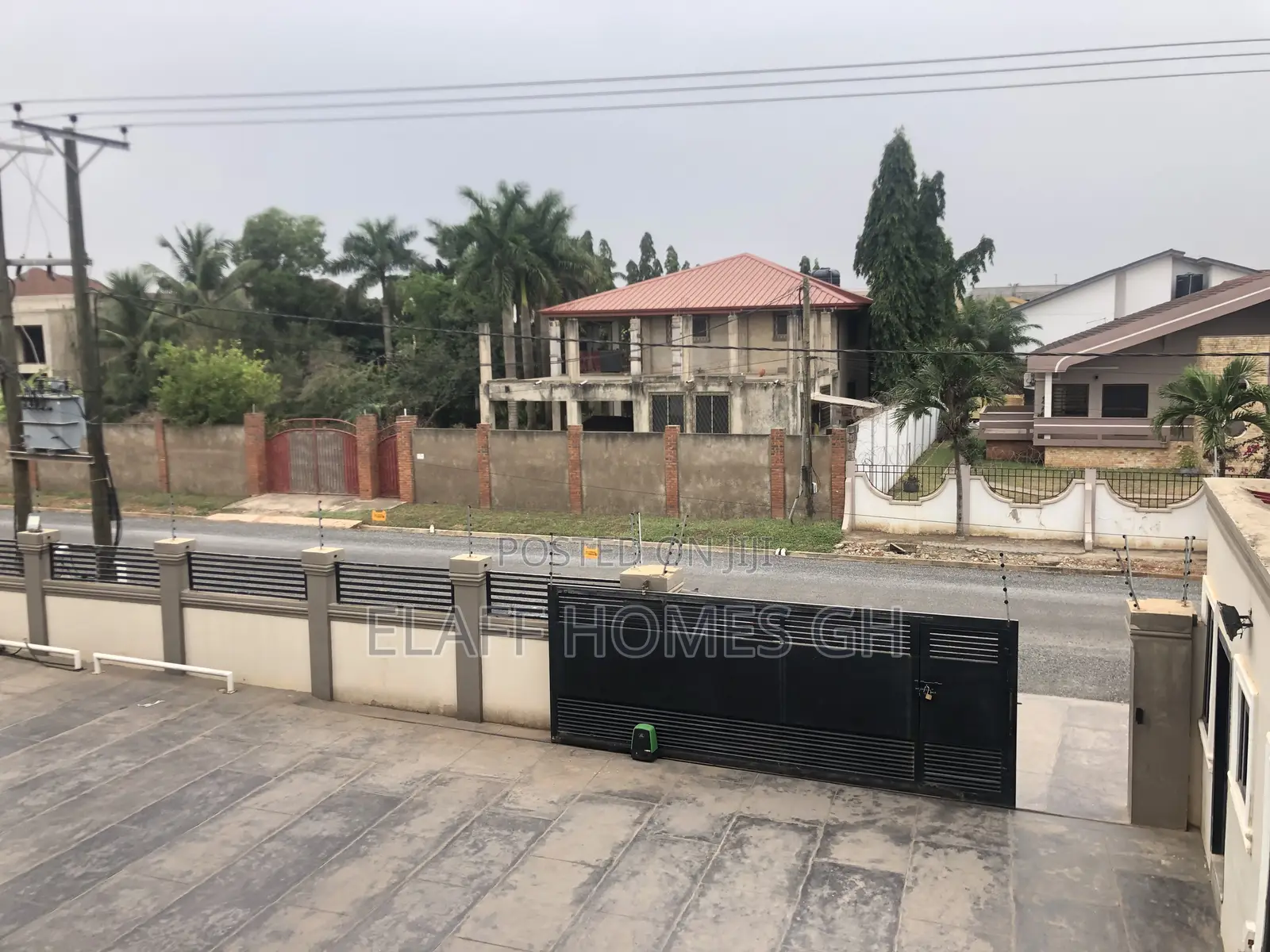 2bdrm Apartment in Elaffhomesgh, American House for rent