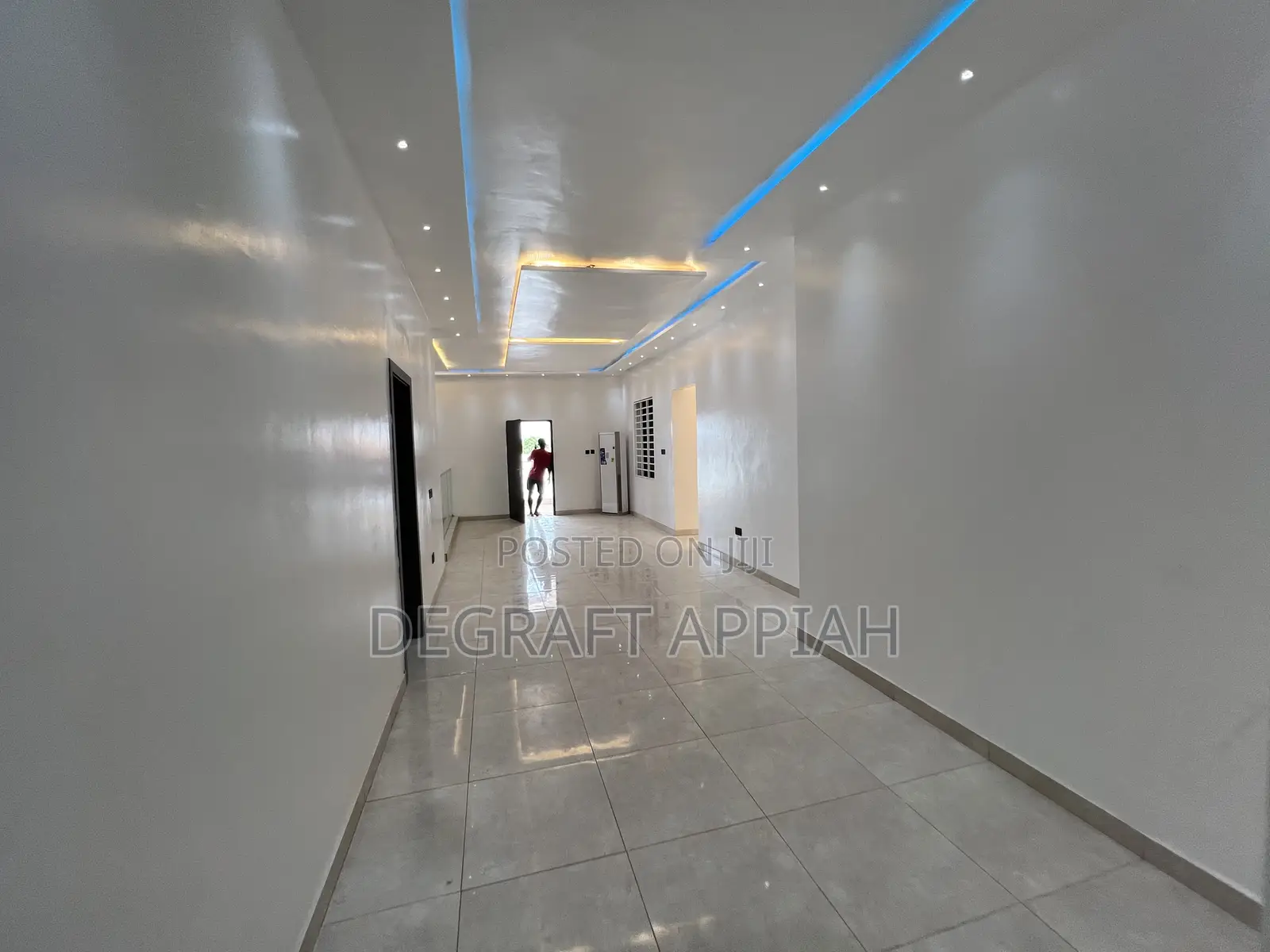 5bdrm House in Santasi Brofoyedru, Kumasi Metropolitan for sale