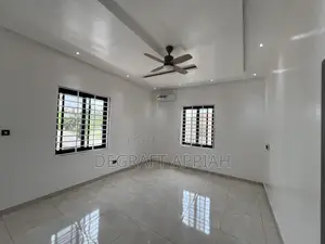 5bdrm House in Santasi Brofoyedru, Kumasi Metropolitan for sale