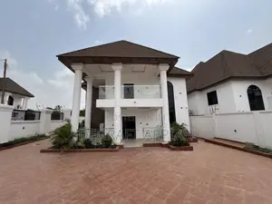 5bdrm House in Santasi Brofoyedru, Kumasi Metropolitan for sale
