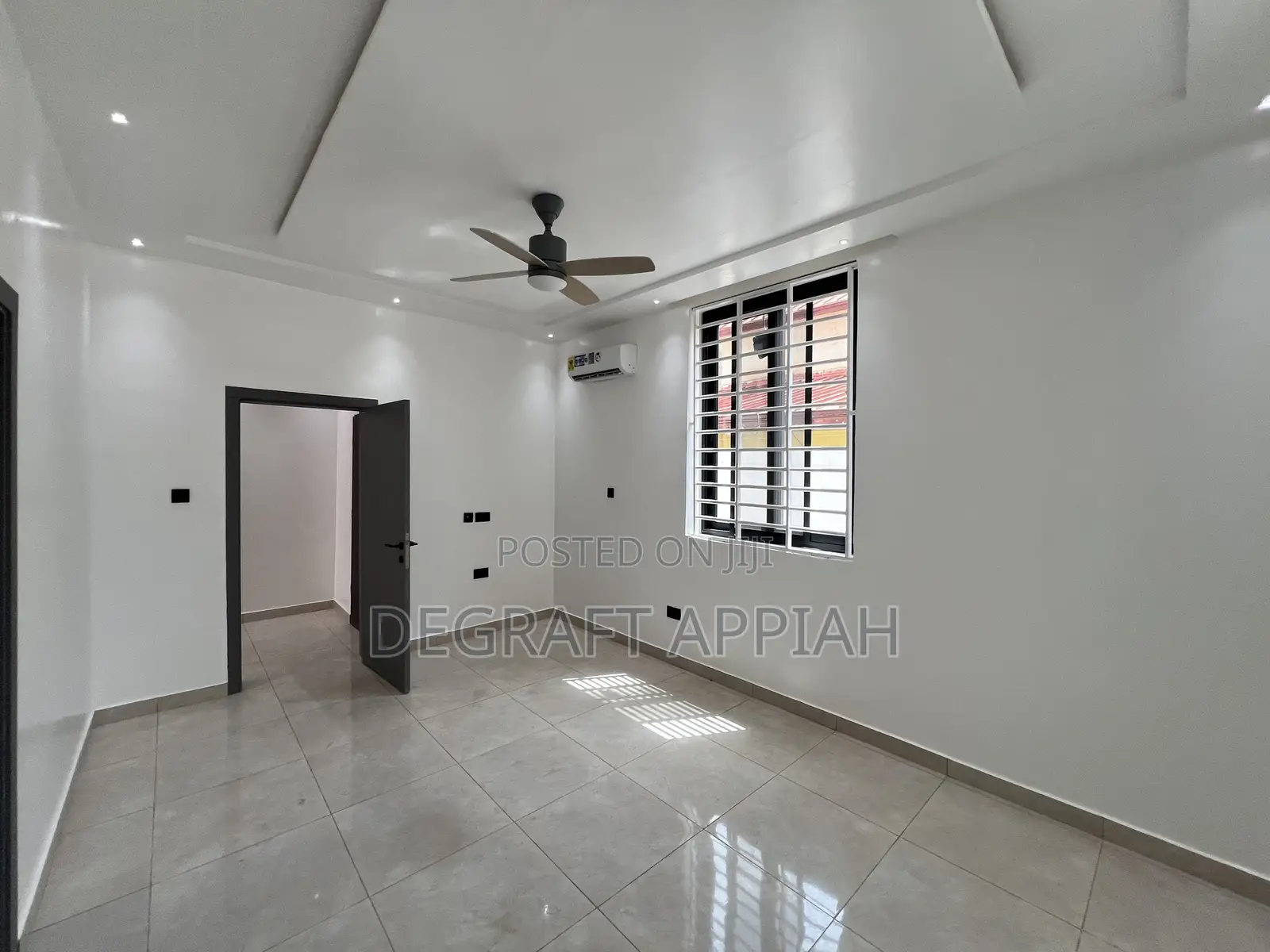 5bdrm House in Santasi Brofoyedru, Kumasi Metropolitan for sale