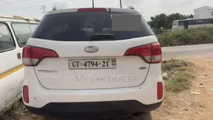 Kia Sorento 4dr SUV 2016 White