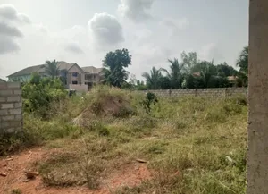 60x102ft for Sale at Amrahia