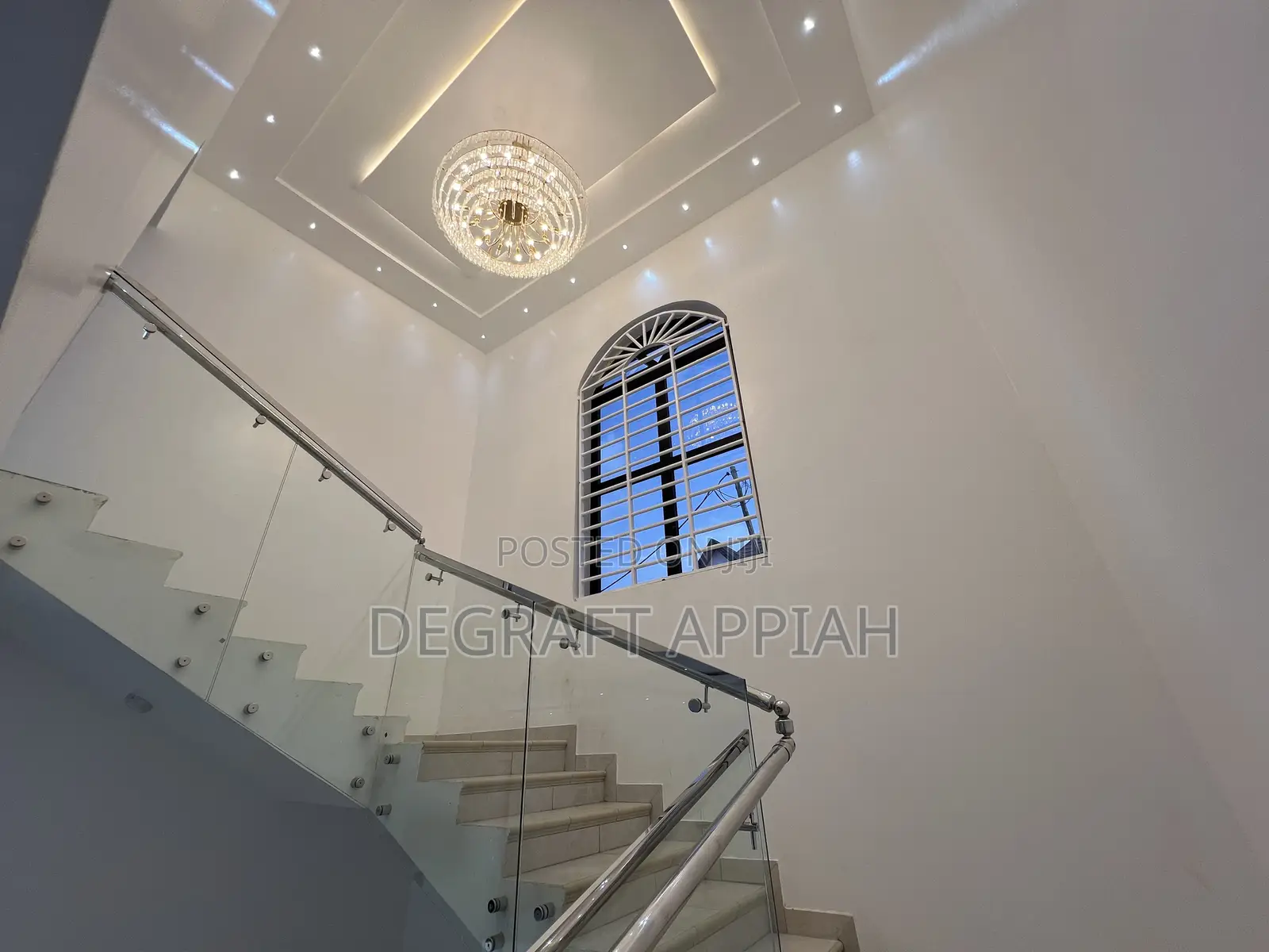 5bdrm House in Santasi Brofoyedru, Kumasi Metropolitan for sale