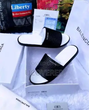 Quality Branded Men’S Slippers