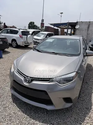 Toyota Corolla 2016 Silver