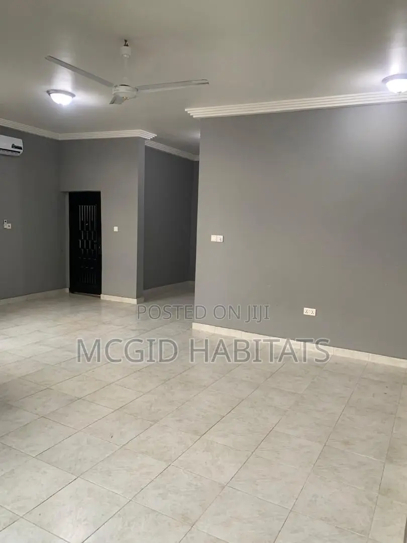 2bdrm Apartment in Ashaley Botwe for rent