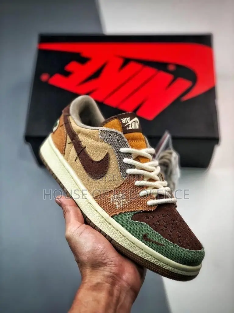 Nike Air Jordan 1 Retro Low Og "Voodoo” Sneakers