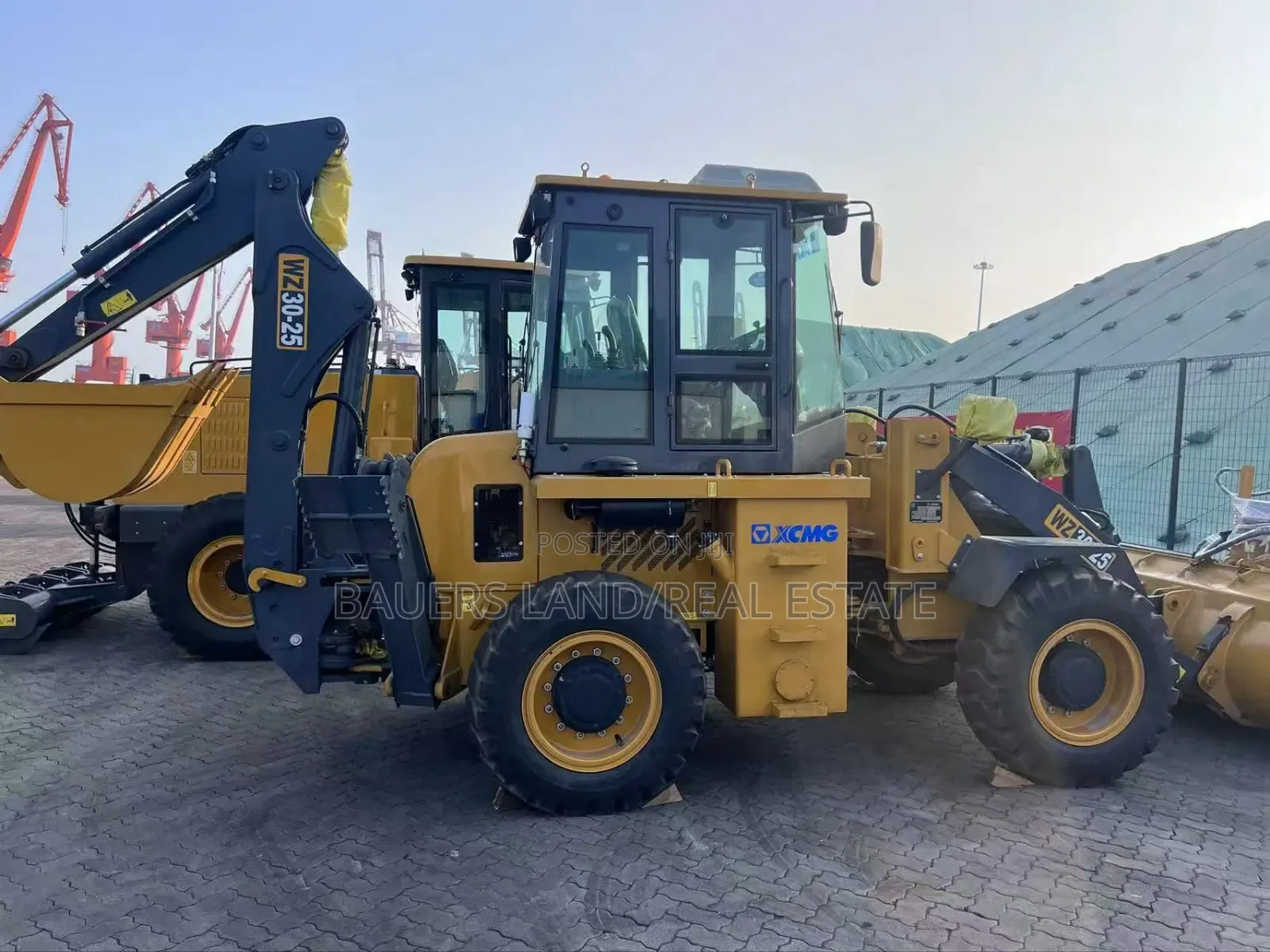 XCMG 30-25 Backhoe Loader