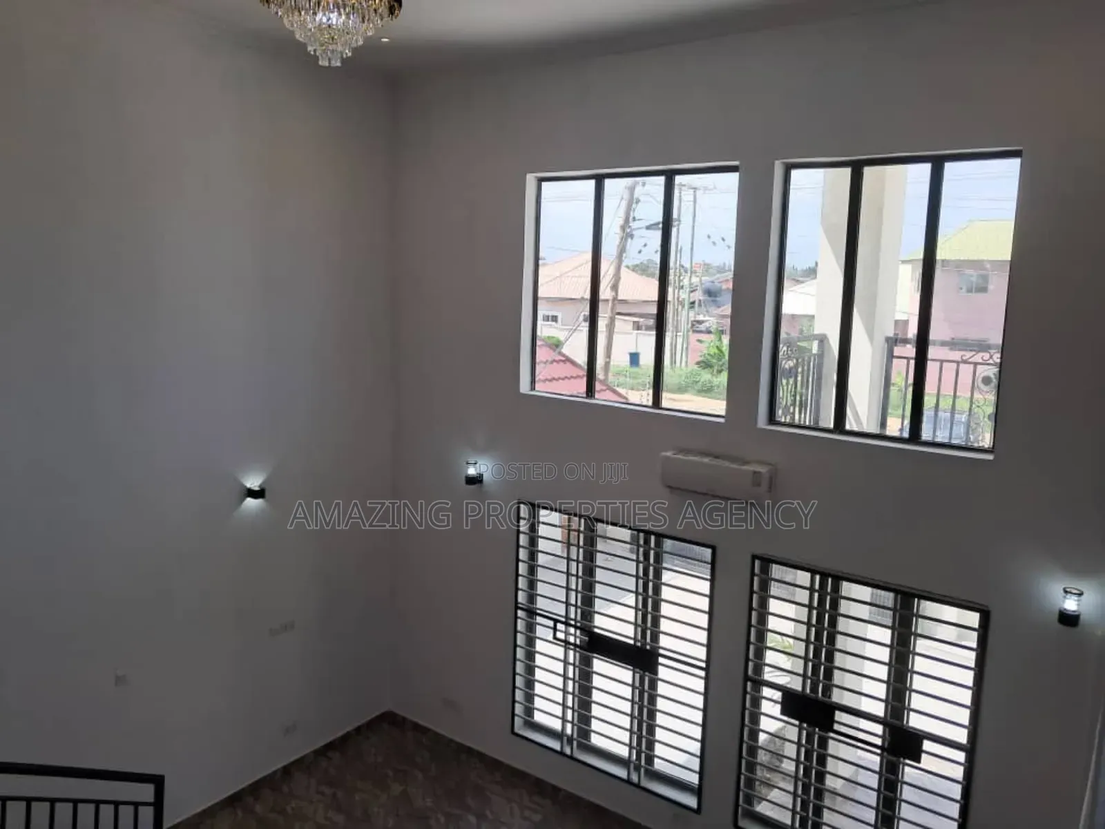 5bdrm House in Spintex Road, Baatsona Total for sale