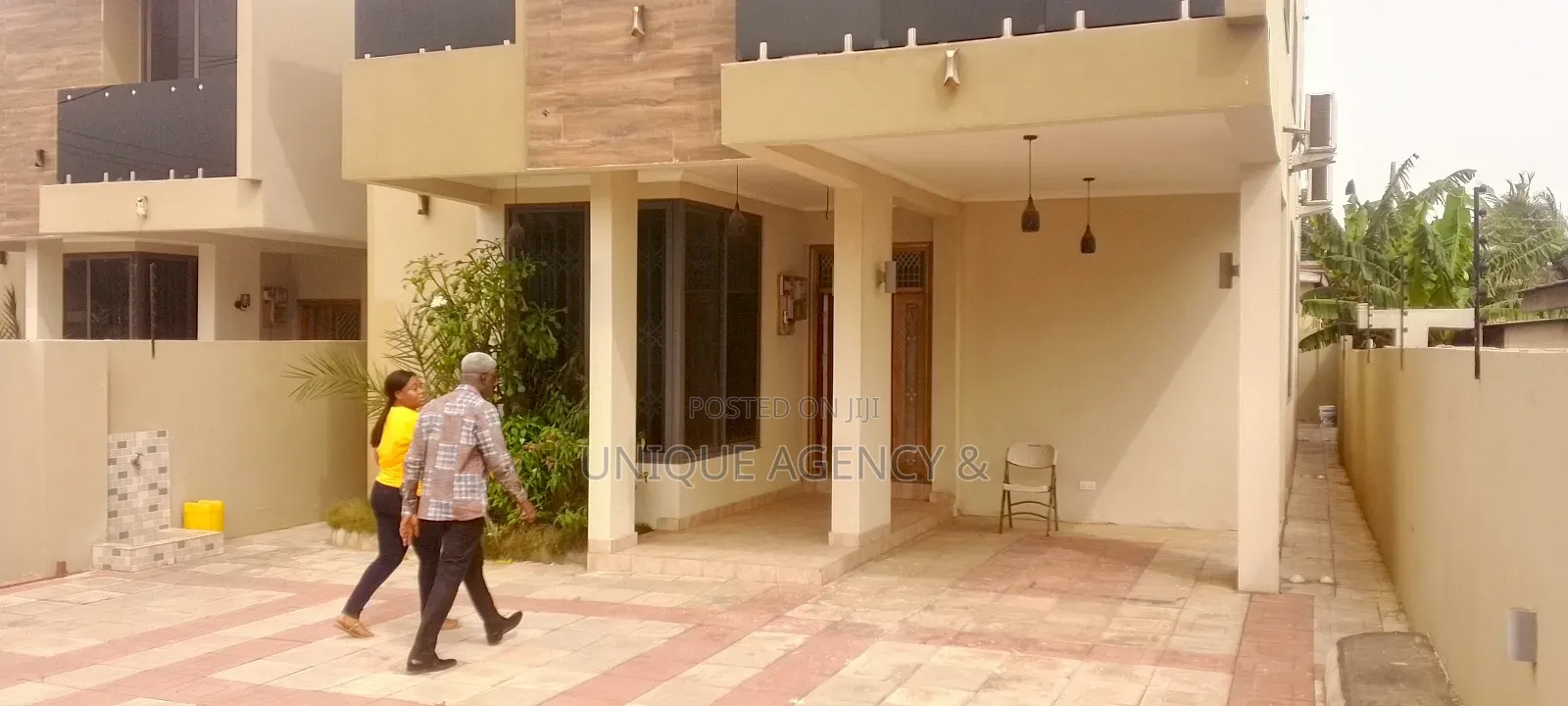 4bdrm Duplex in Spintex for sale