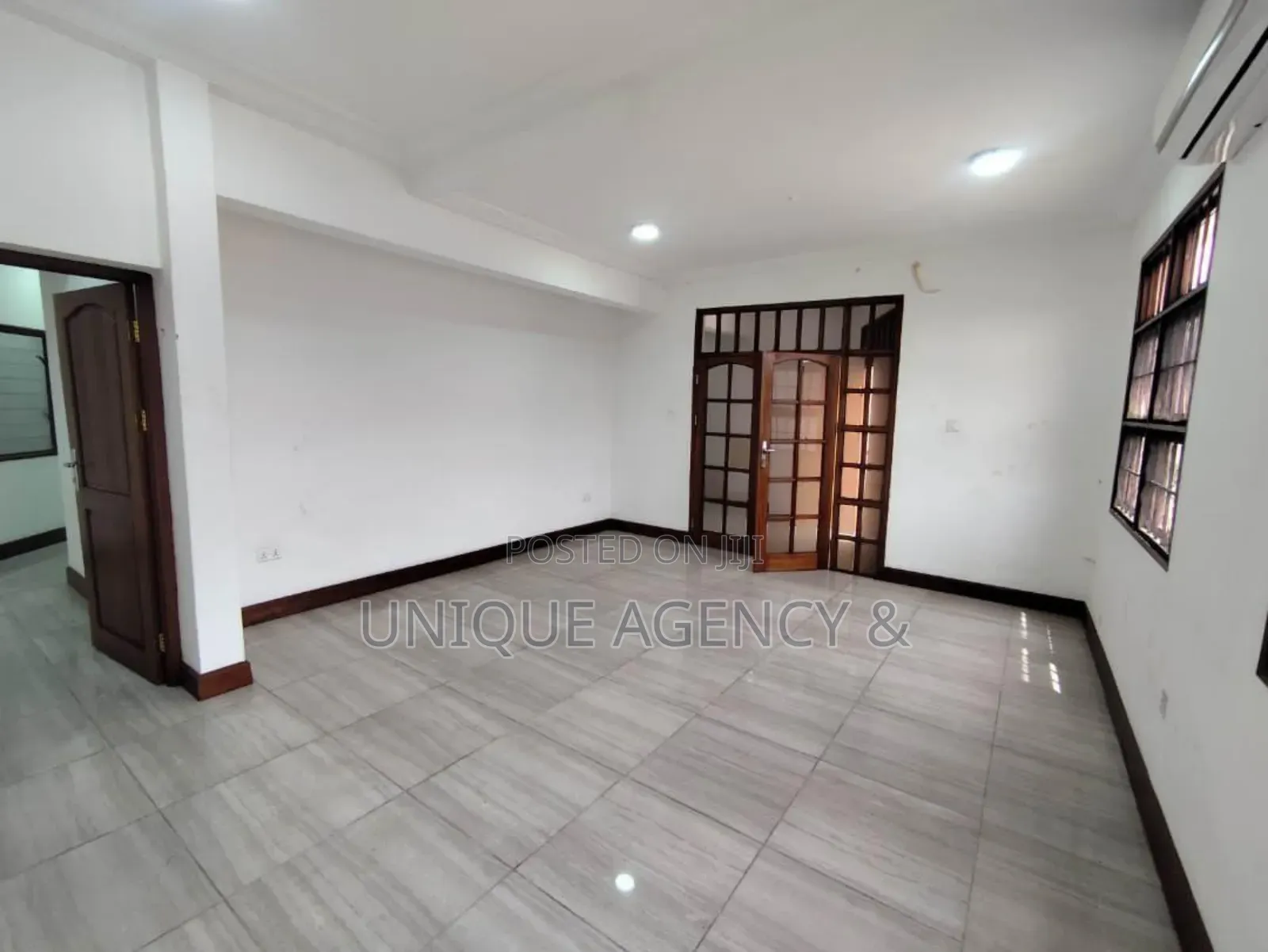 4bdrm Duplex in Spintex for sale
