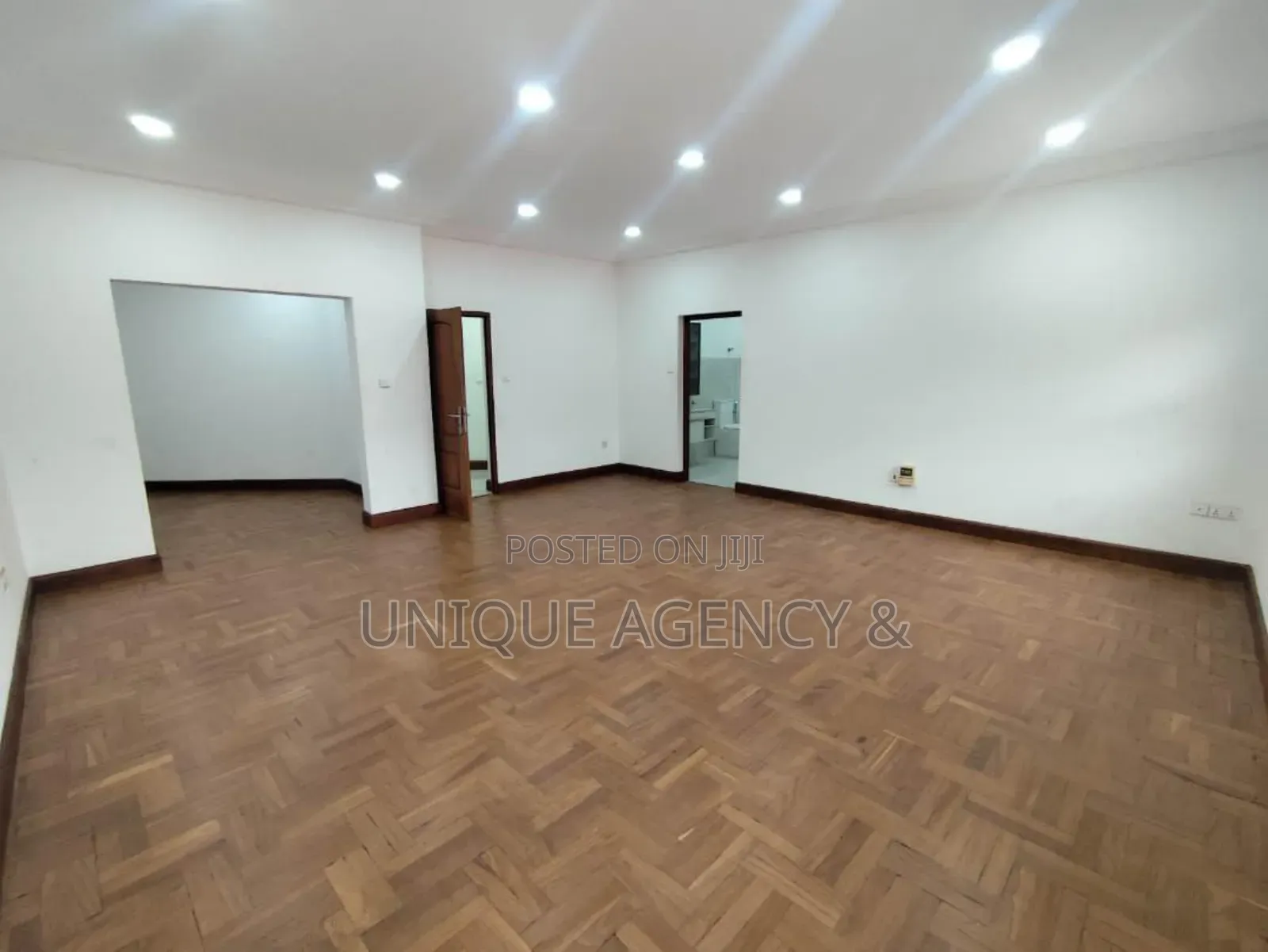 4bdrm Duplex in Spintex for sale