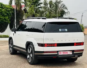 Hyundai Santa Fe Limited 2024 White