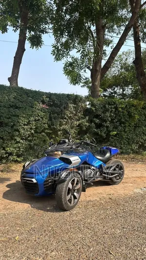 Can-Am Spyder F3 2019 Blue