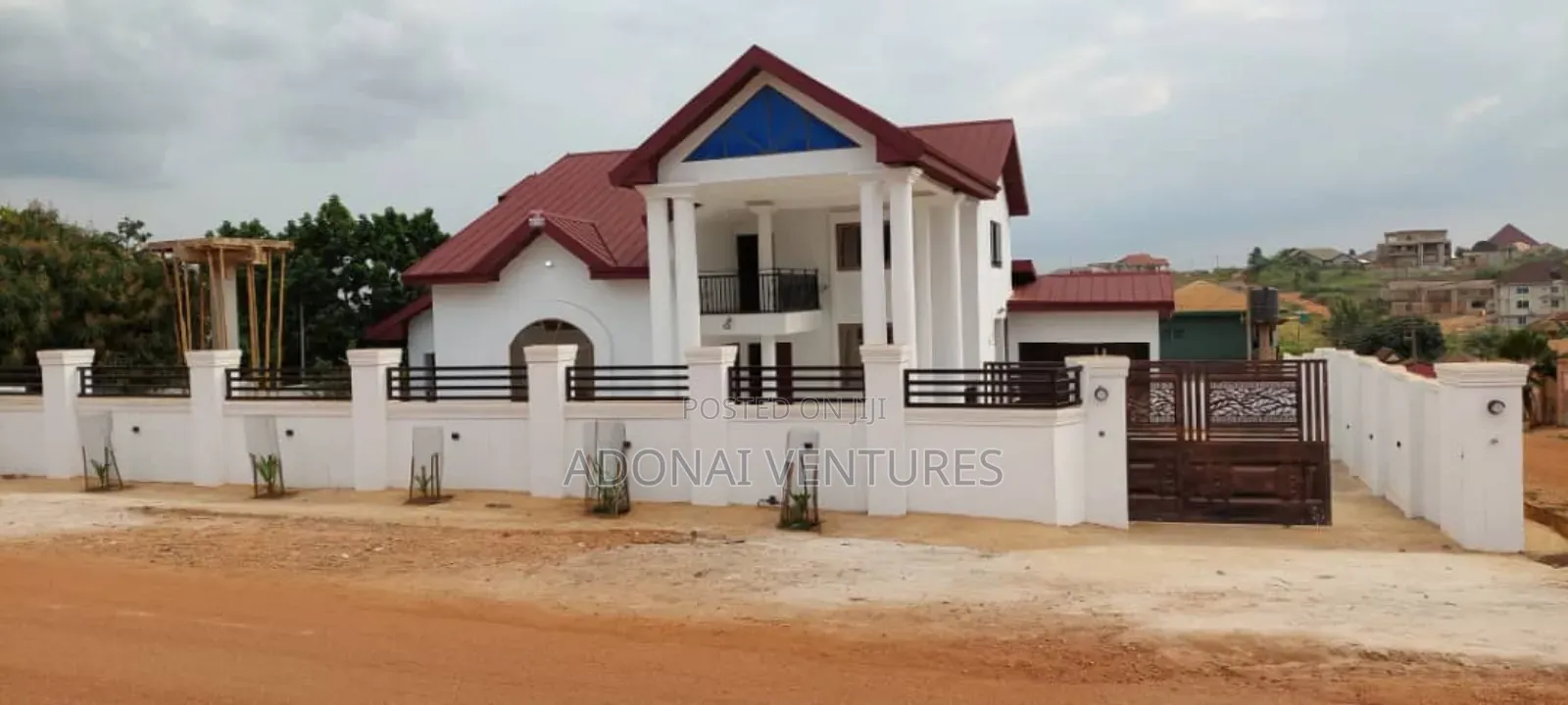 5bdrm House in Santasi Kokoben, Kumasi Metropolitan for sale