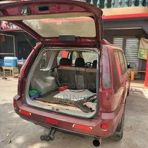 Nissan X-Trail 2.2 dCi Comfort 2002 Red