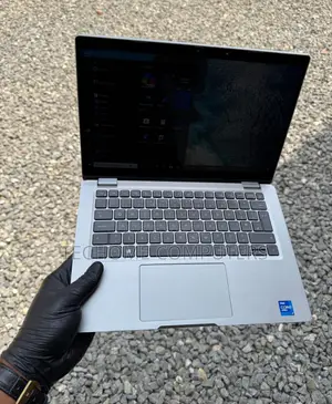 Laptop Dell Latitude 5320 16GB Intel Core i7 SSD 256GB
